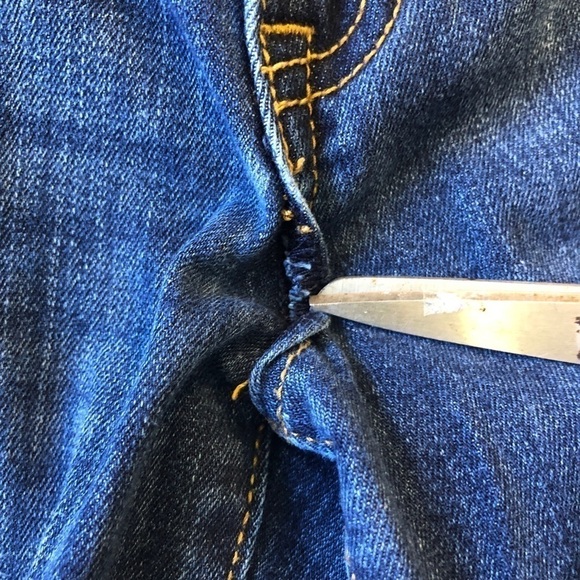 GAP Dark Wash Distressed Denim Jean Leggings 4/27R - Picture 10 of 10